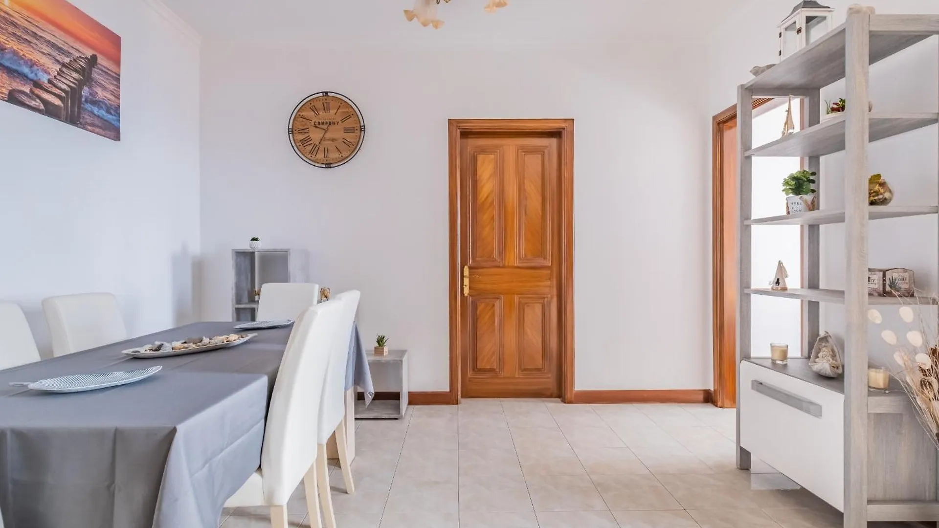 Villa The Balcony - By Wehost Santa Cruz
